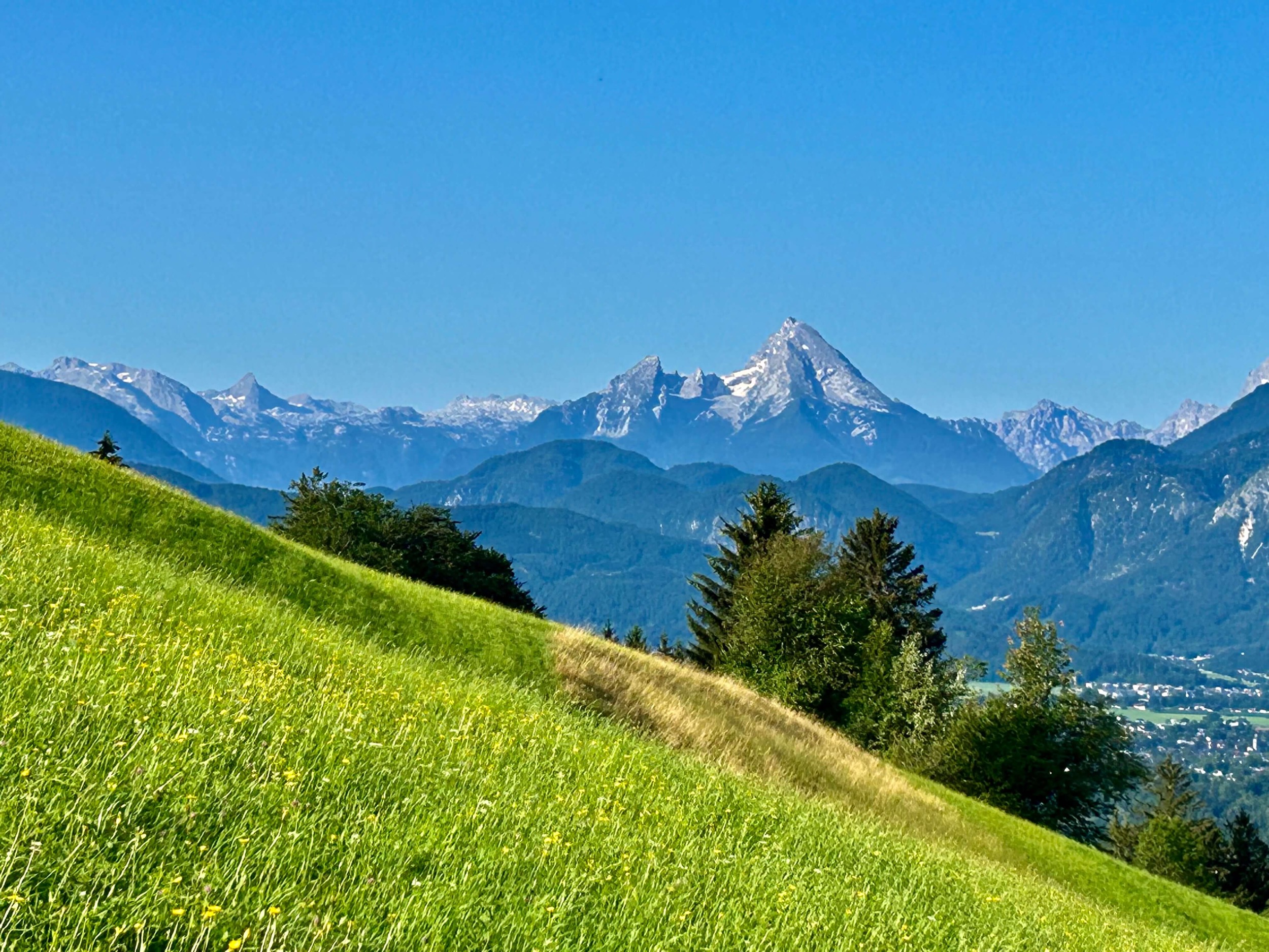 aussicht sommer sonne gerbkette hinter salzburg