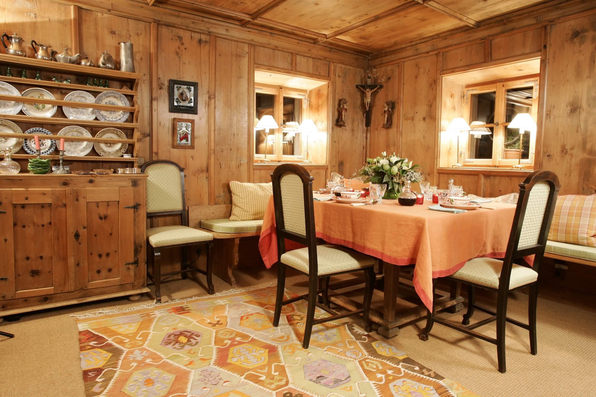 haus innen esszimmer